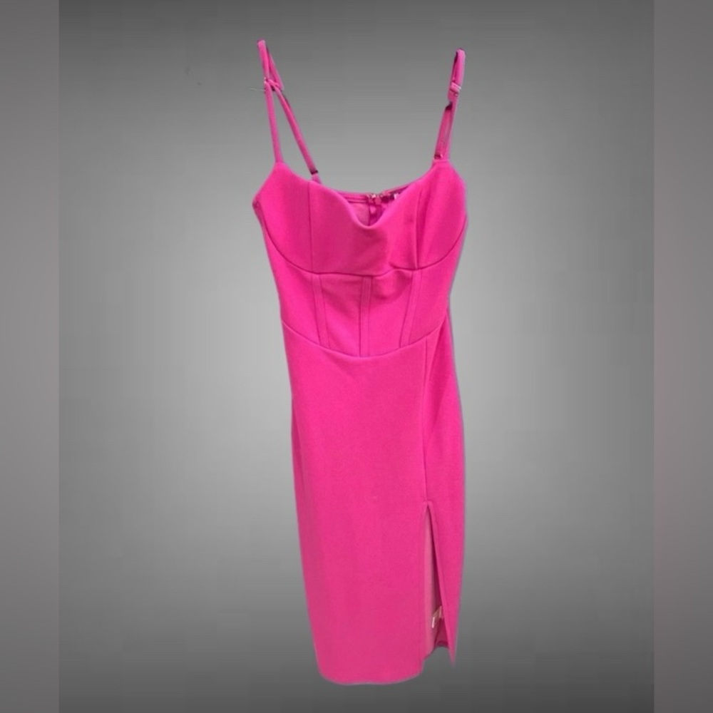 Pretty Pink Midi Dress
Fits Tight But Very Comfortable 
Size Small